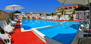 Гостиница Argentiere-Club  Ла Лонд-Ле-Мор